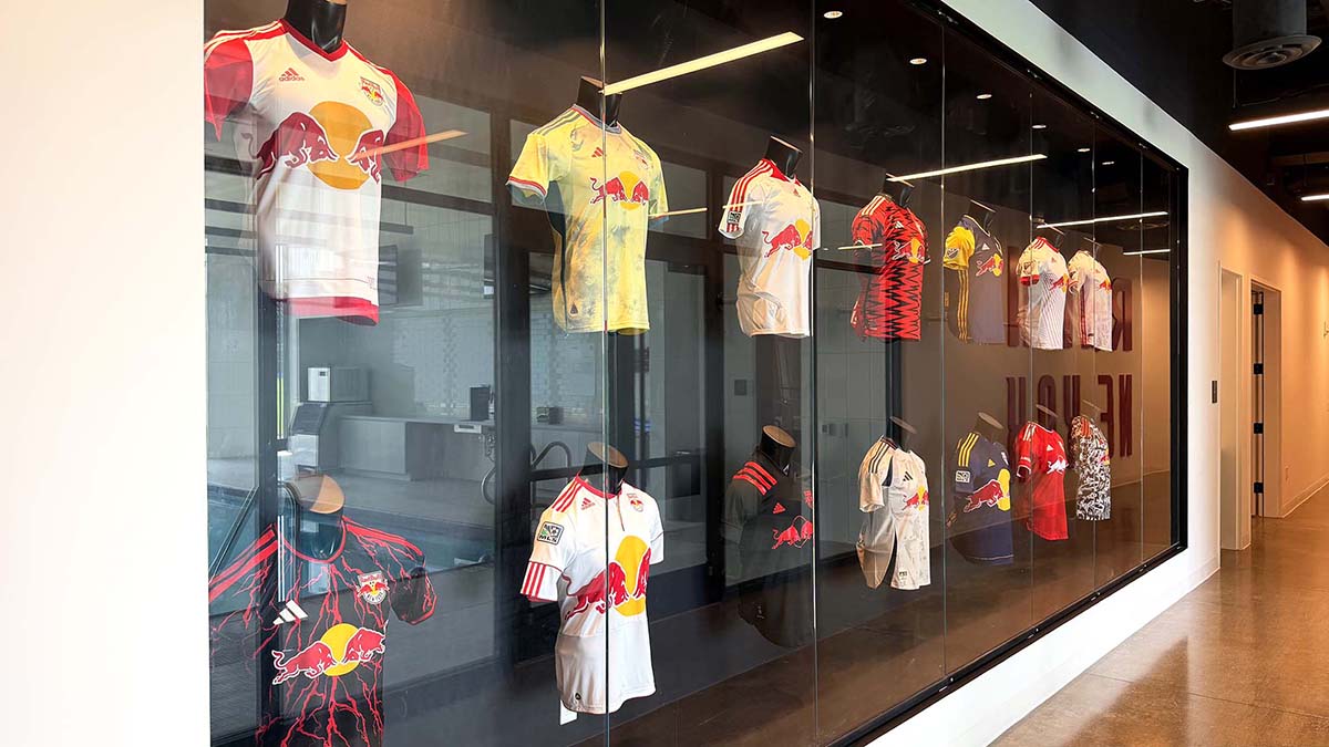 Shirt Display